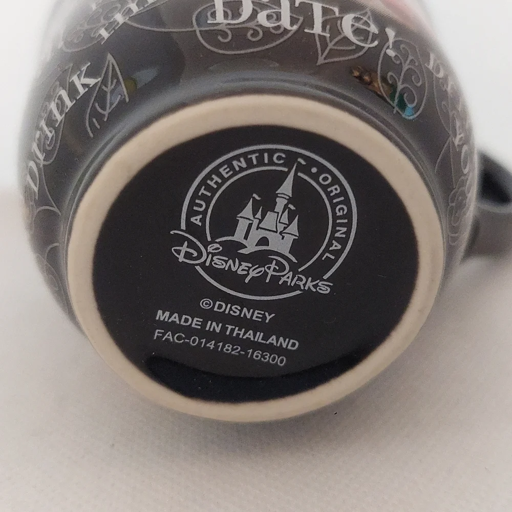 Alice in Wonderland "Drink Me" Disney Parks Exclusive Mug - Picture 9 of 9